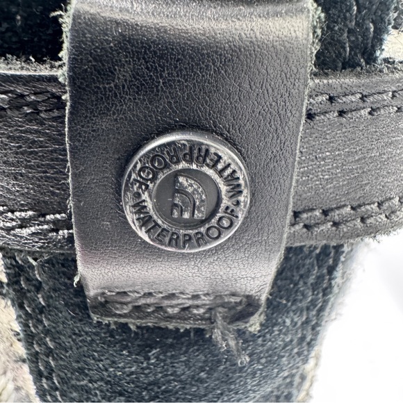The North Face Women's Black and Pink Winter Boots - Size 7.5 - Picture 11 of 11